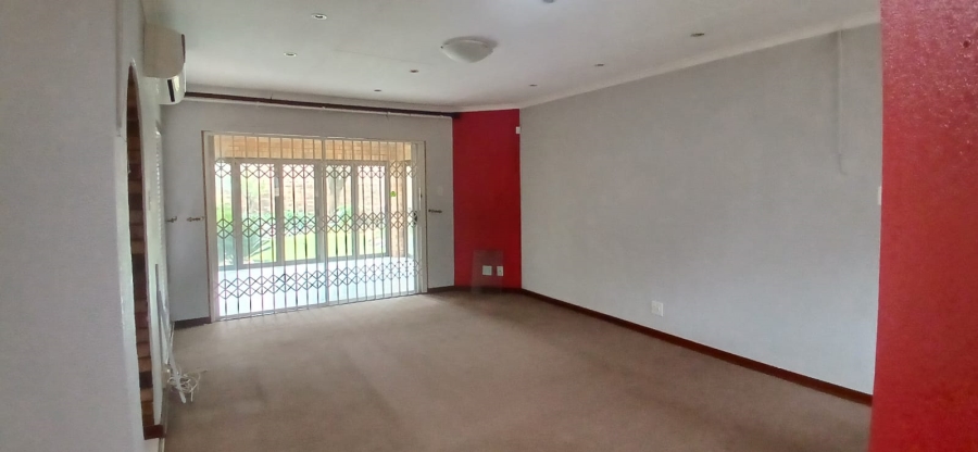 5 Bedroom Property for Sale in La Provance Free State